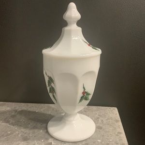 Vintage Westmoreland Holly covered candy dish